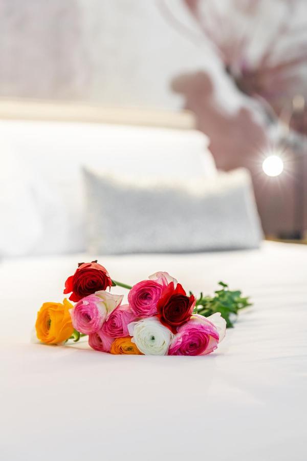 La Madernassa Resort - Casalora Dimora Storica Di Charme Guarene ภายนอก รูปภาพ