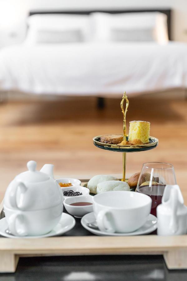 La Madernassa Resort - Casalora Dimora Storica Di Charme Guarene ภายนอก รูปภาพ