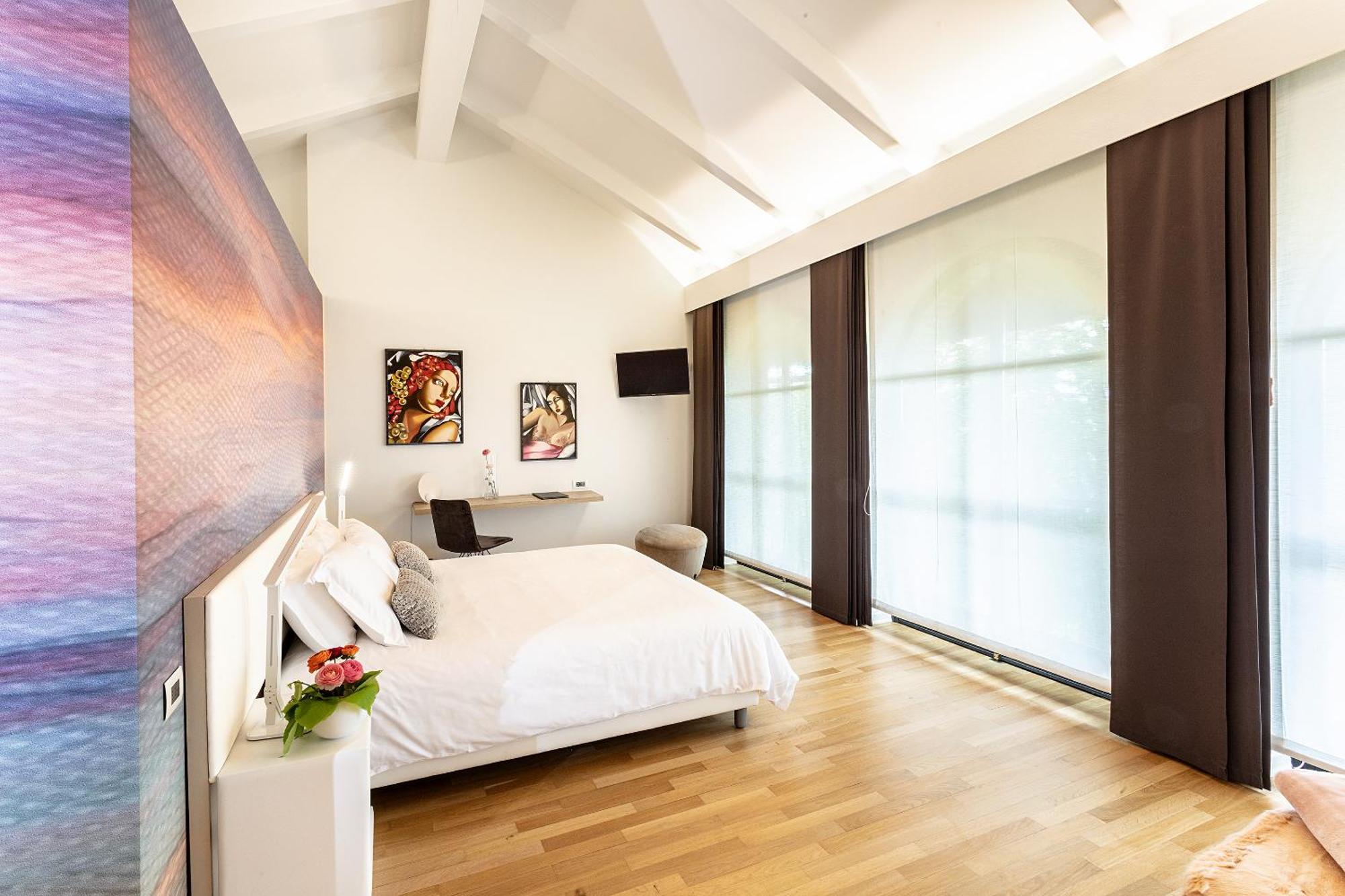 La Madernassa Resort - Casalora Dimora Storica Di Charme Guarene ภายนอก รูปภาพ